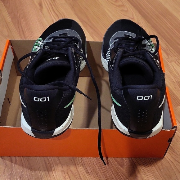 NIB Air Zoom GT Cut Academy Black Barely Volt 9 SZ 12 main image 9